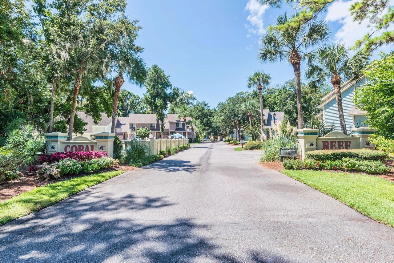 Coral Reef Resort Hilton Head Island Exterior photo